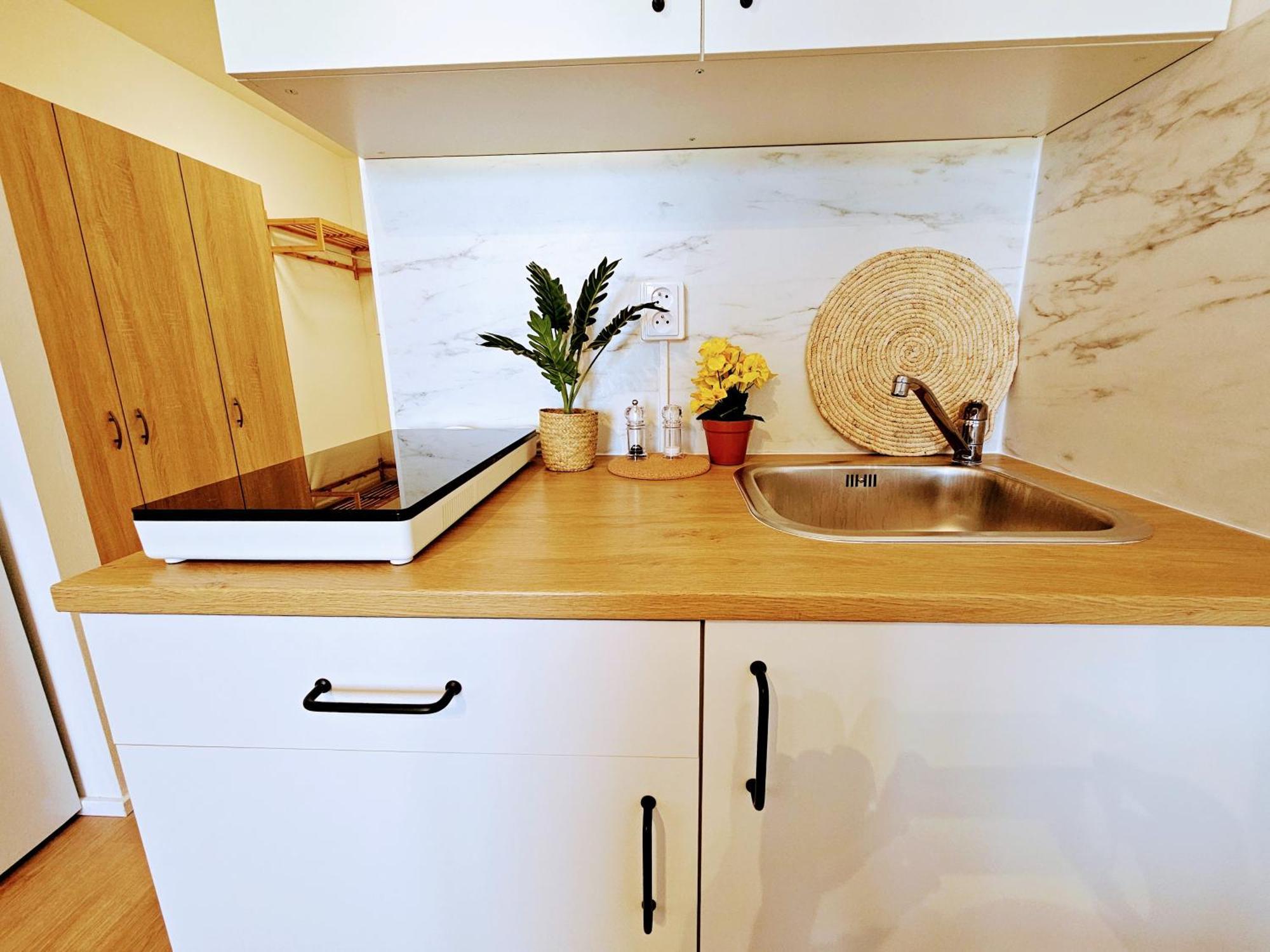 Apartament Live-inn Hotel-style 5 Apartments, 20 Mins To Centre, Gym, Reception, Free Parking, Lift, Roof Terrace & Game