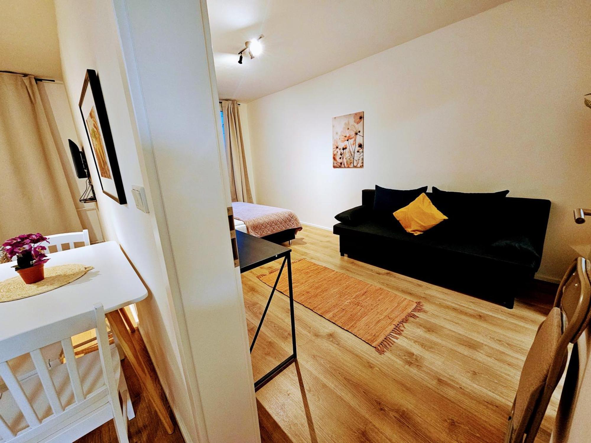 Apartament Live-inn Hotel-style 5 Apartments, 20 Mins To Centre, Gym, Reception, Free Parking, Lift, Roof Terrace & Game *