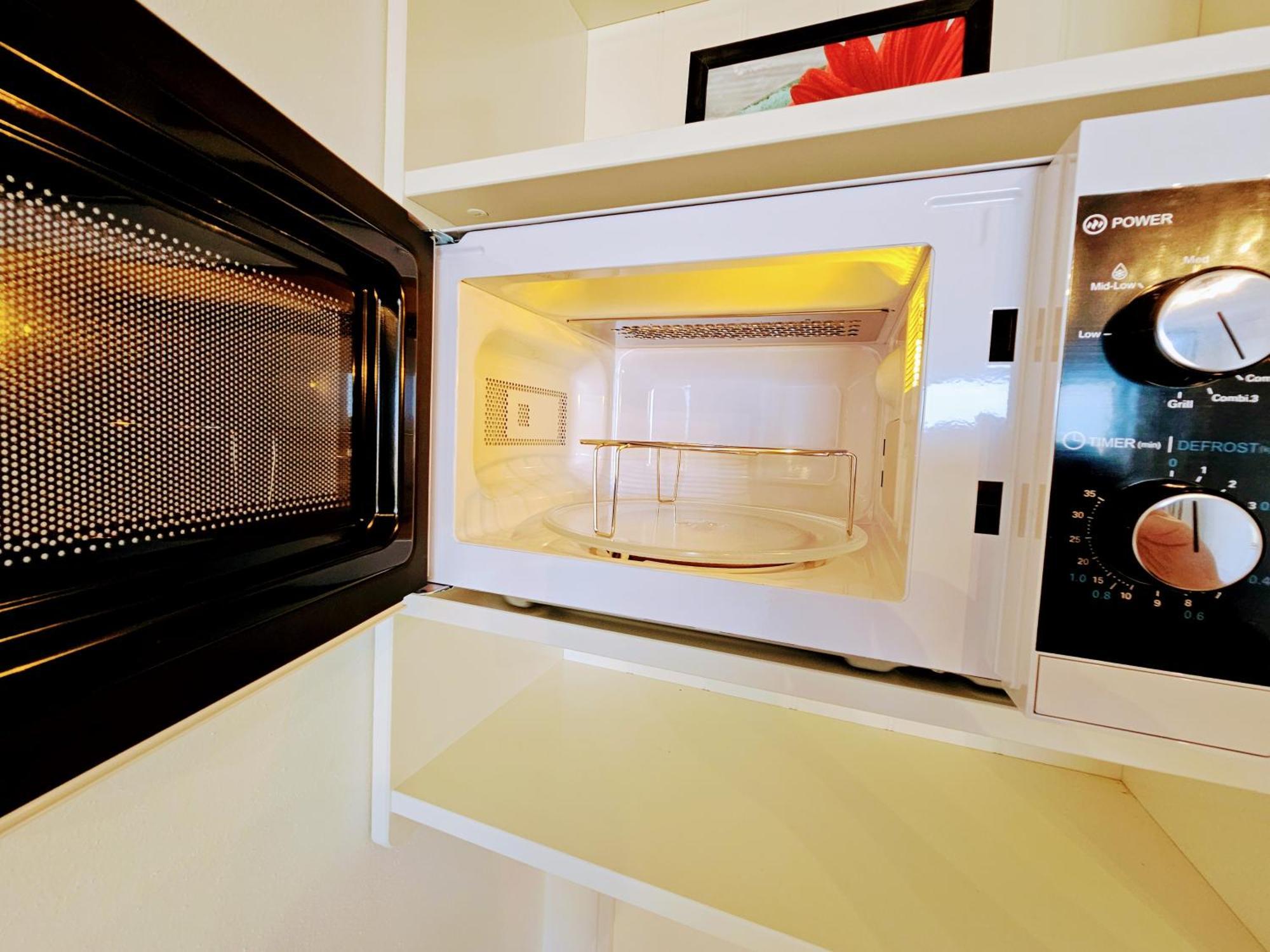 Apartmán Live-inn Hotel-style 5 Apartments, 20 Mins To Centre, Gym, Reception, Free Parking, Lift, Roof Terrace & Game Prague